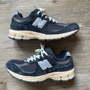 New Balance 2002R 'Phantom' M2002R - Size 9 - Like New